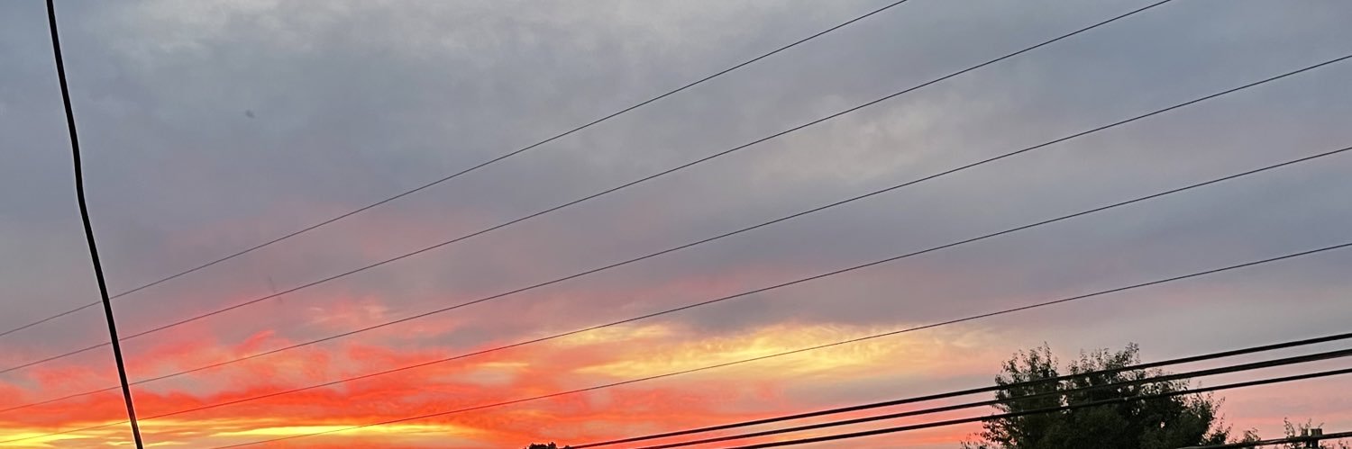 emiauu_'s profile banner image