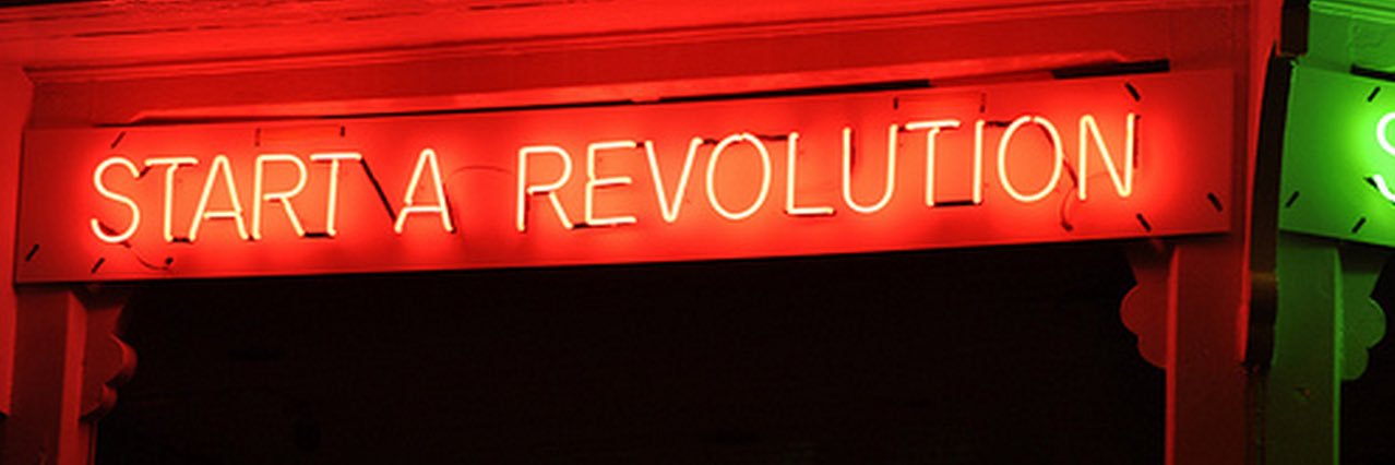 María banner