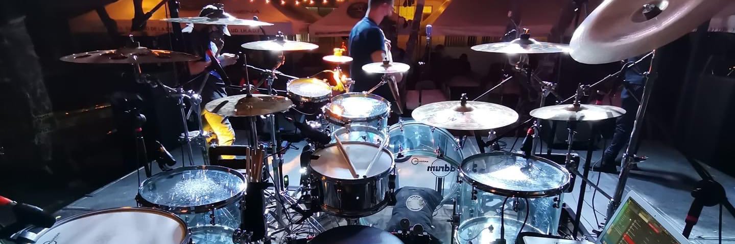 carlosdrum's profile banner image