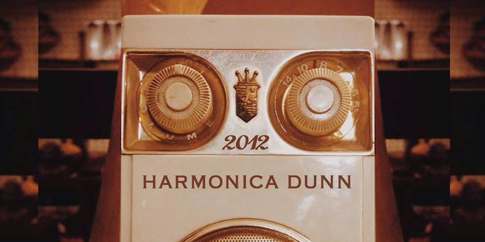 Harmonica Dunn banner