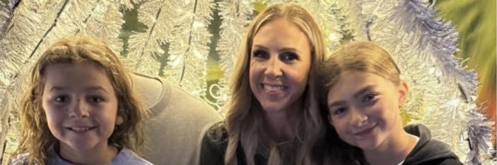 clairedavis8's profile banner image