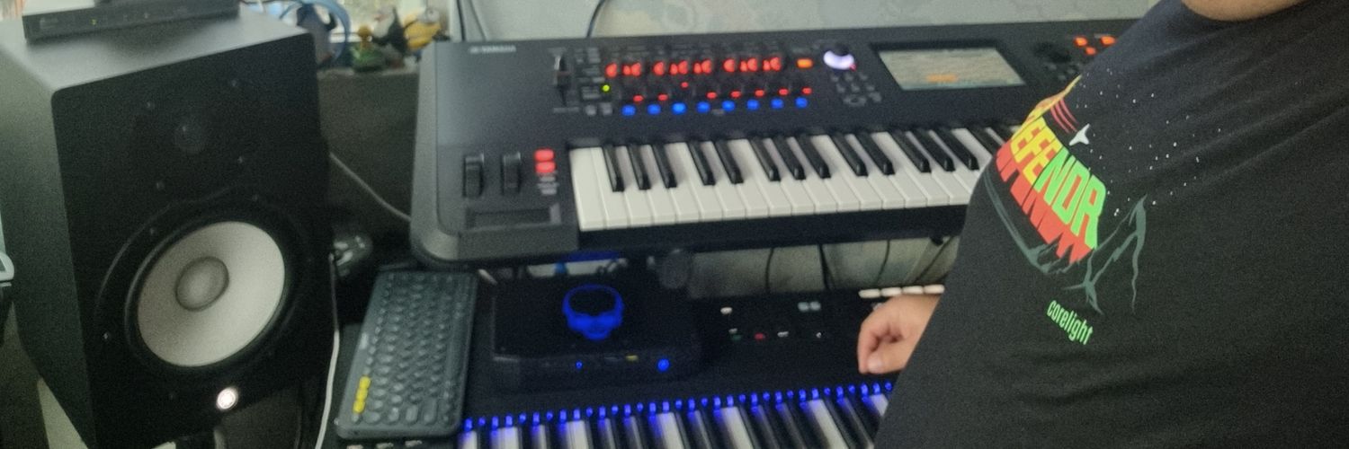 b0rr3x's profile banner image