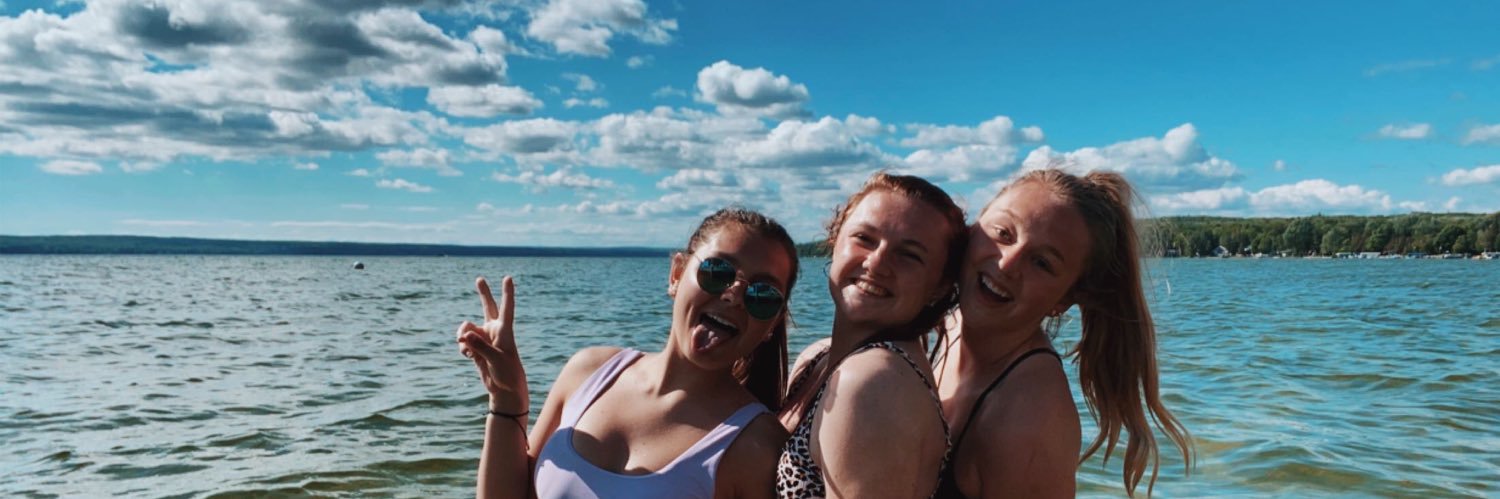 allicurrey17's profile banner image