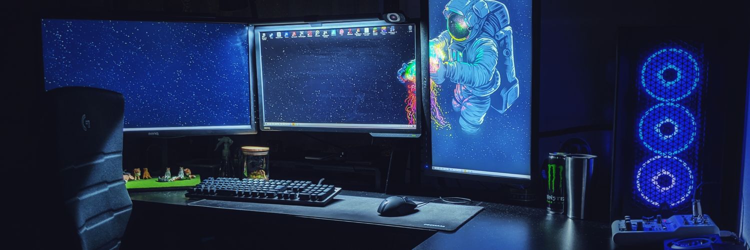exue's profile banner image