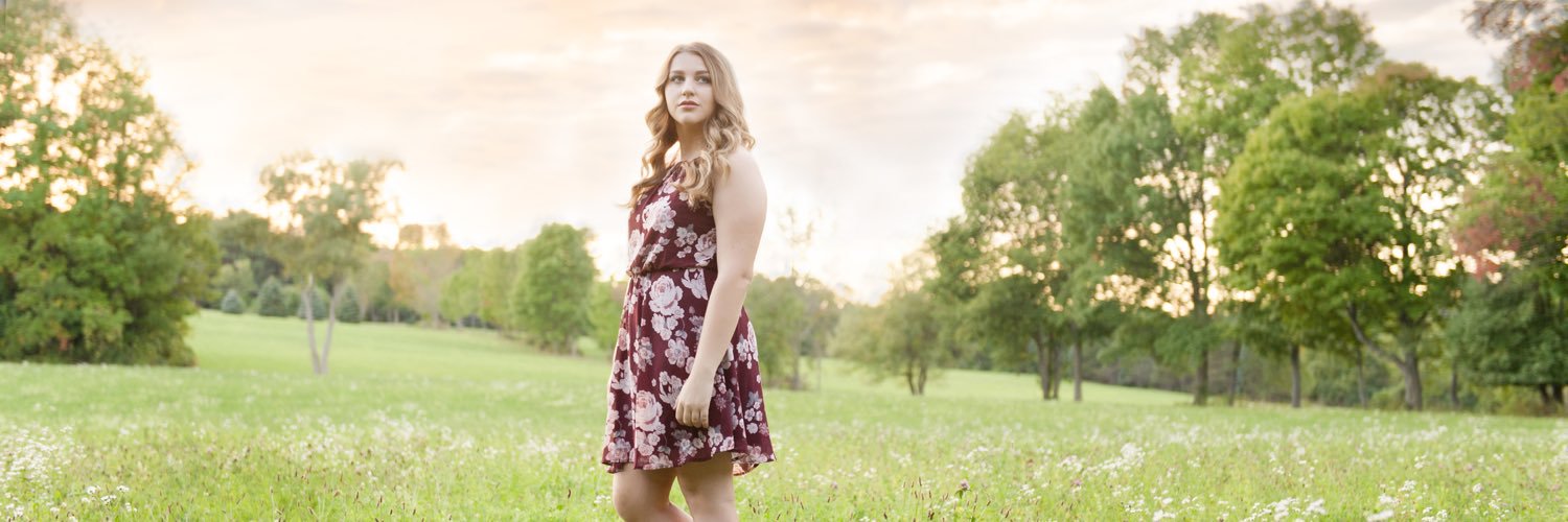 LauraLuftPhotog's profile banner image