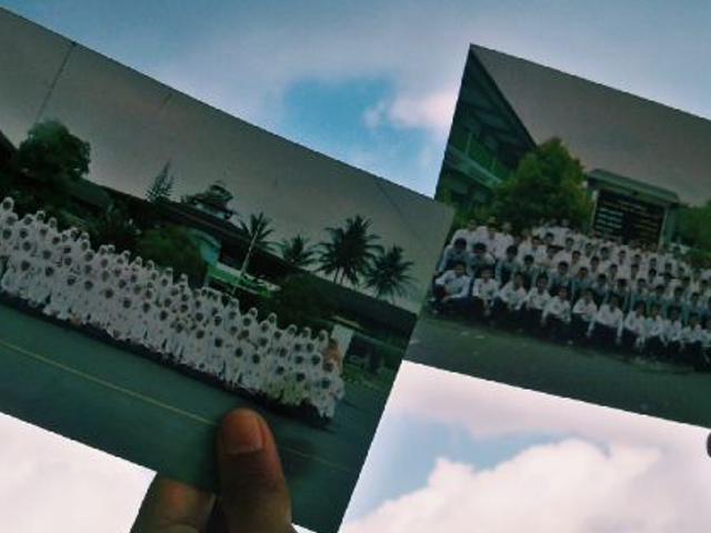 dewiardiningrum's profile banner image