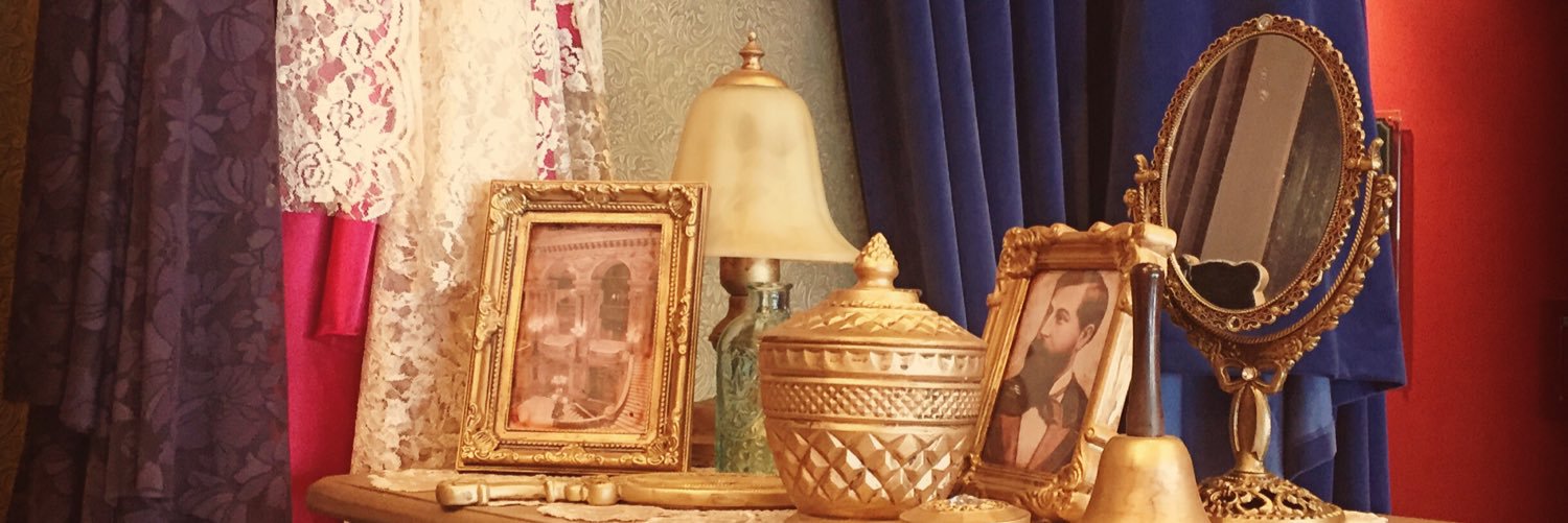 1Moomm's profile banner image