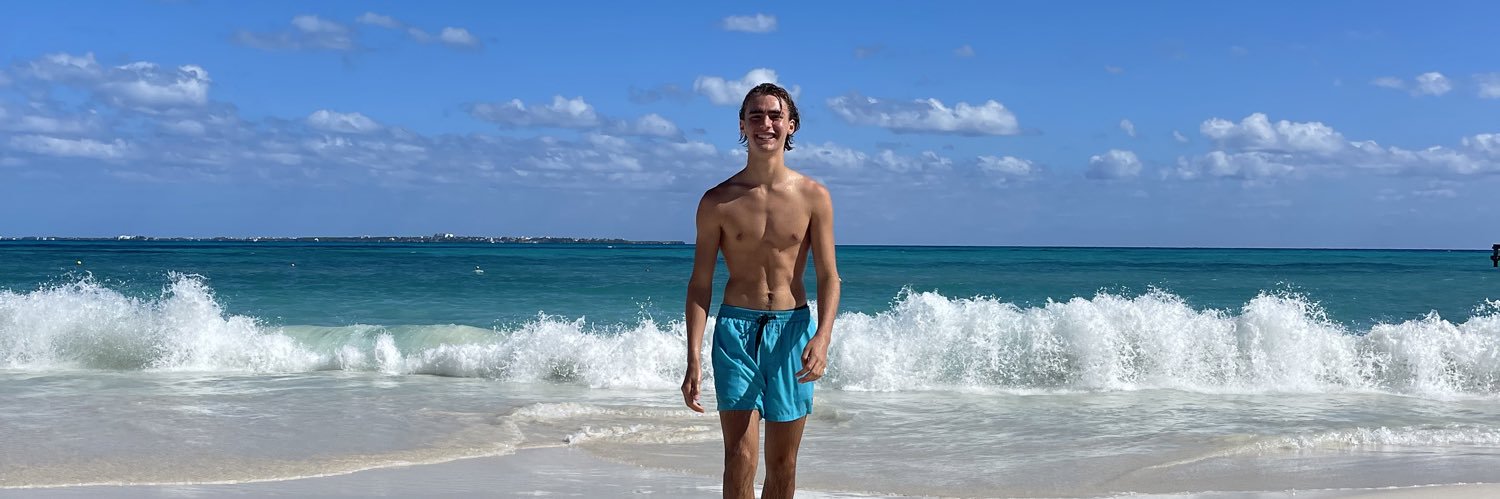 VINCENT WEBB aka Vincent Cancún banner