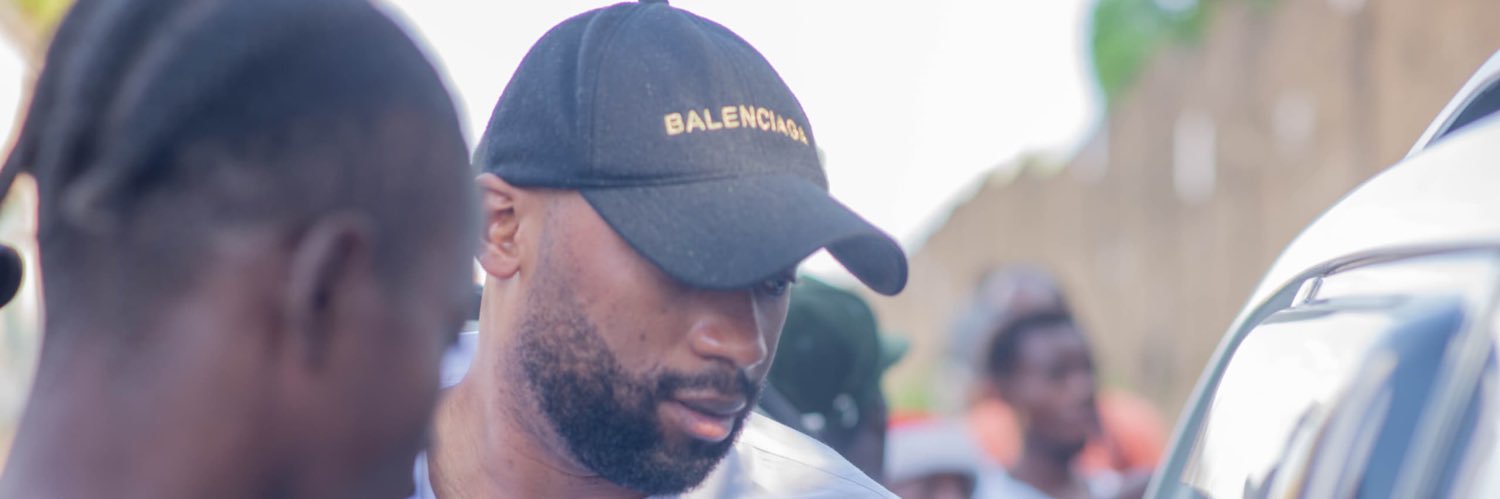 CElombe's profile banner image