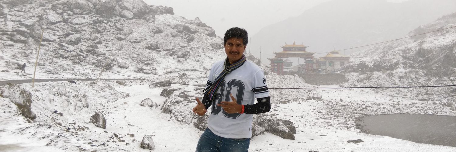 deepakvv4's profile banner image