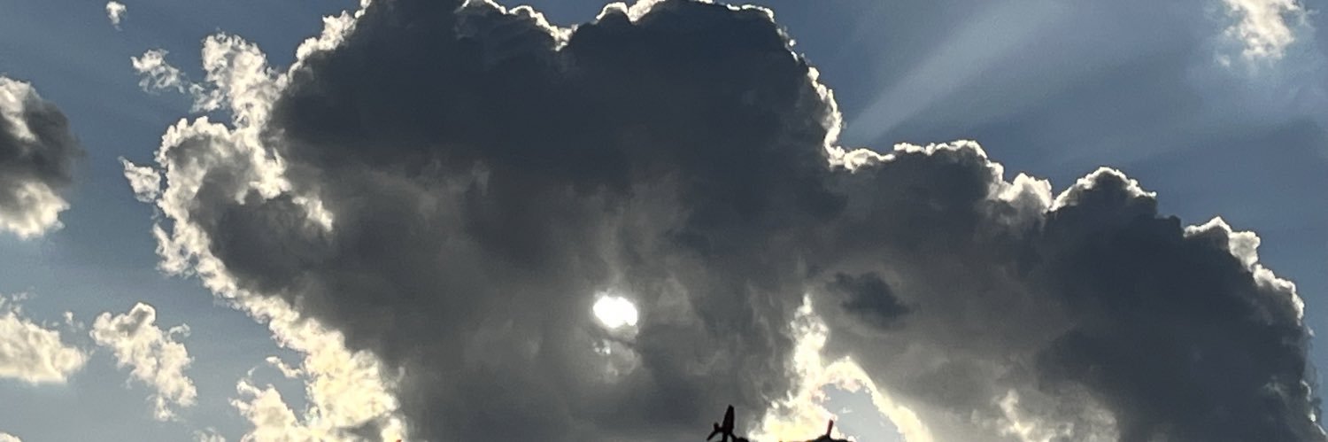 Ke_Flo's profile banner image
