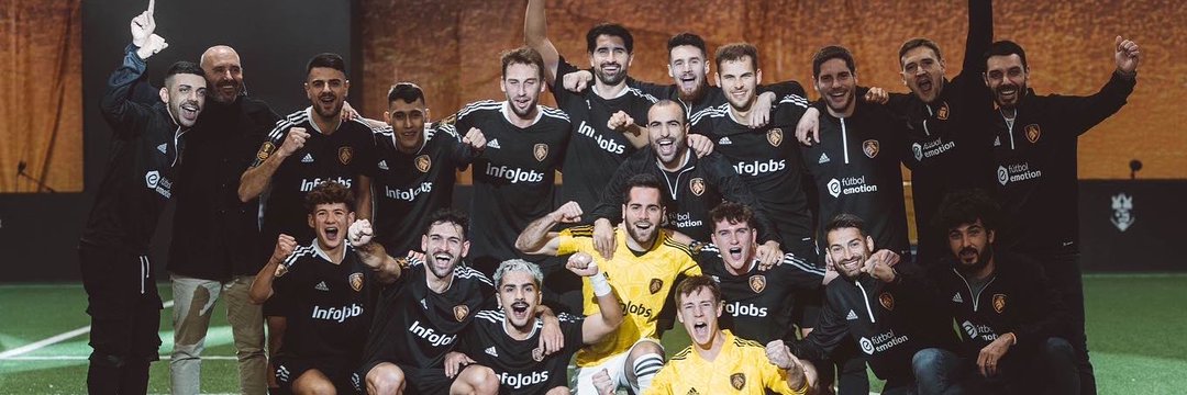 Junior Amarilla🦁 banner