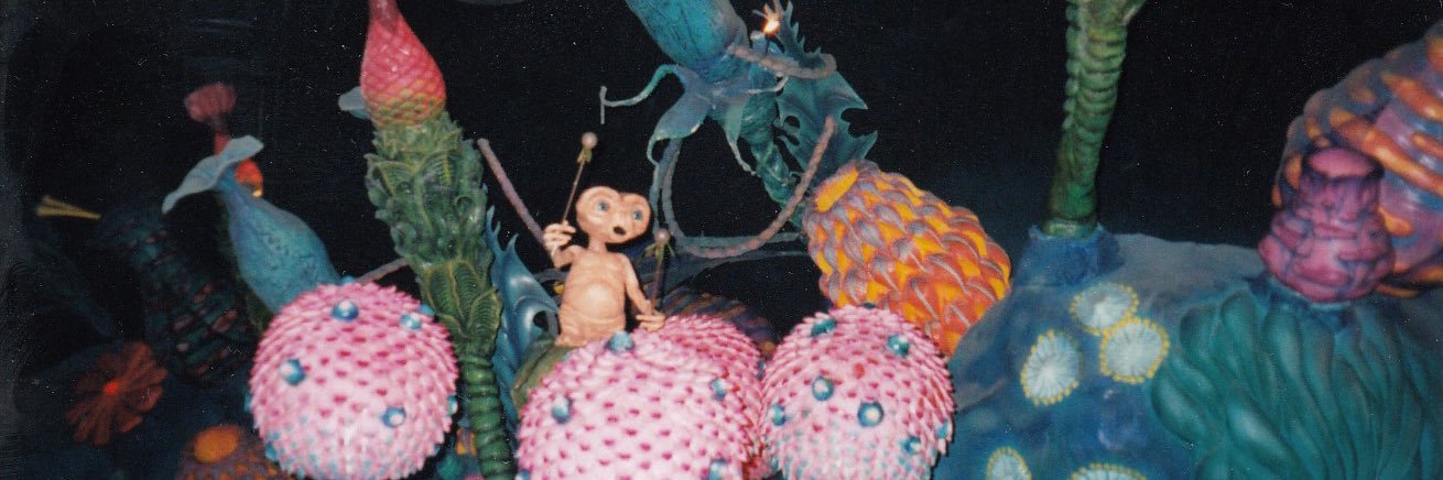 No Context E.T.'s banner