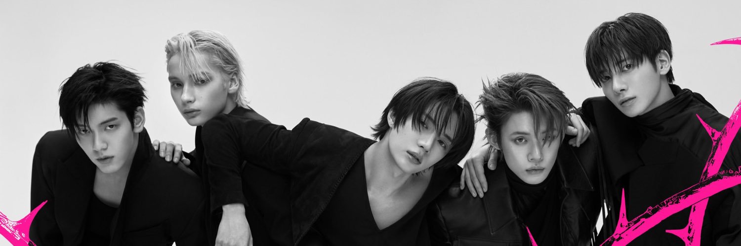 7th YEAR: julia ٠࣪.𖣂 banner