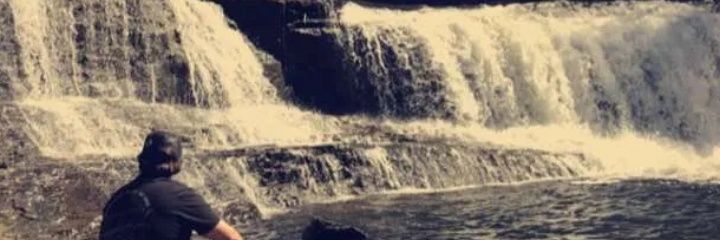 fearamid's profile banner image