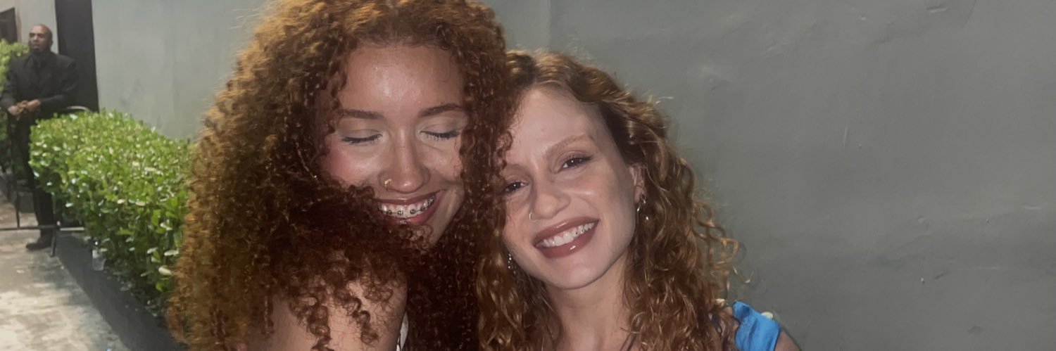 ruiva burra e tagarela banner