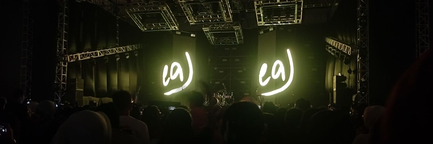 ddywji's profile banner image