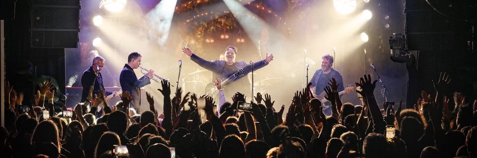 Russell Crowe banner