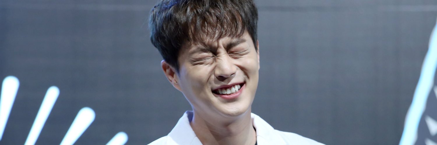DujunaS2's profile banner image