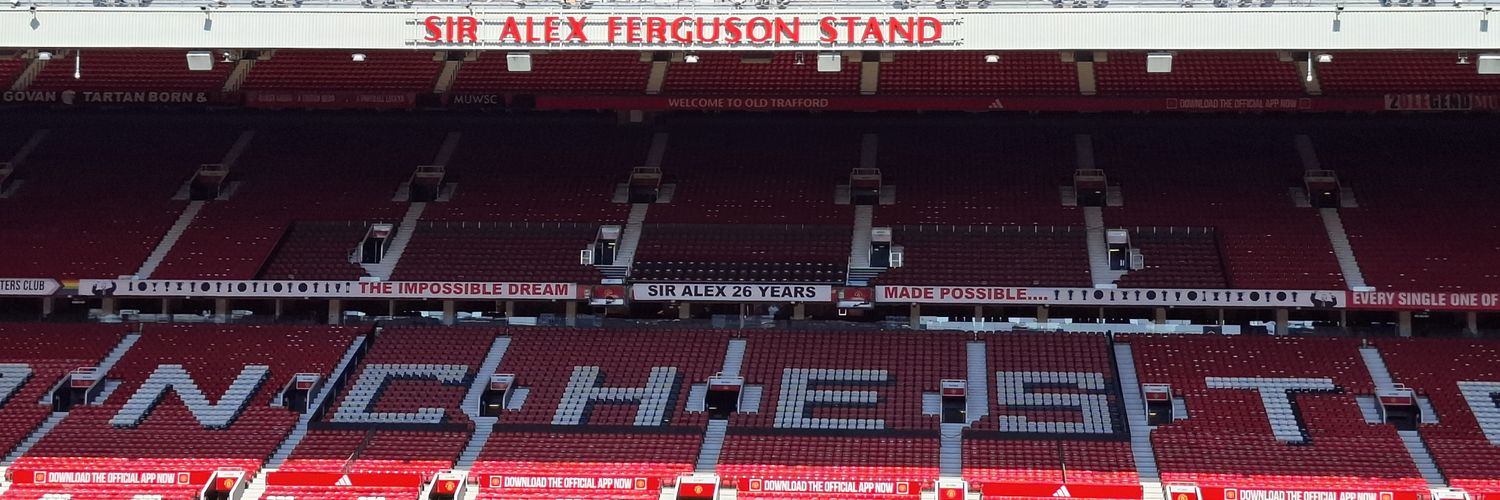 Leanne Everest ❤ 🇾🇪💙⚽🌻 banner