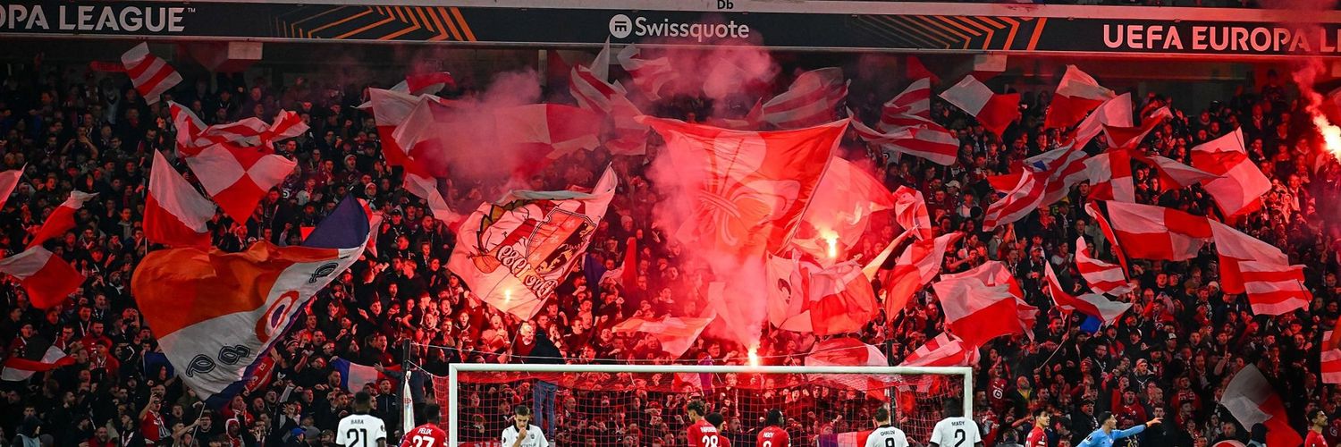 Le R 🇨🇵 banner