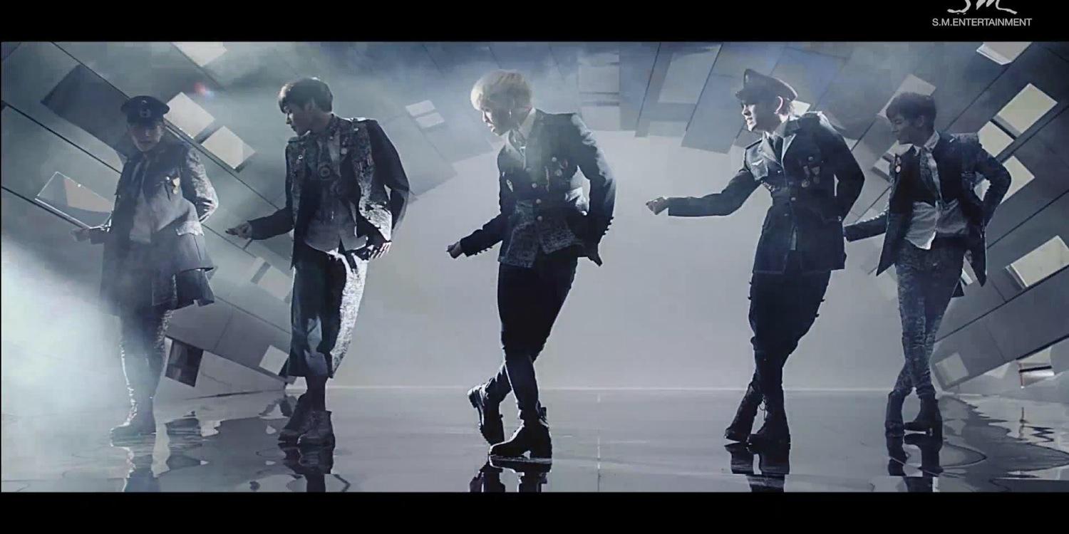 wired4romance's profile banner image
