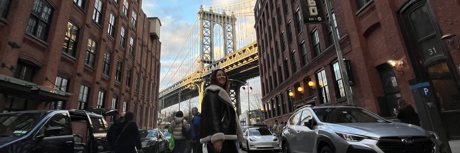 eva_rduran's profile banner image
