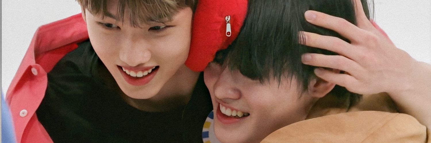 CheRishz_'s profile banner image