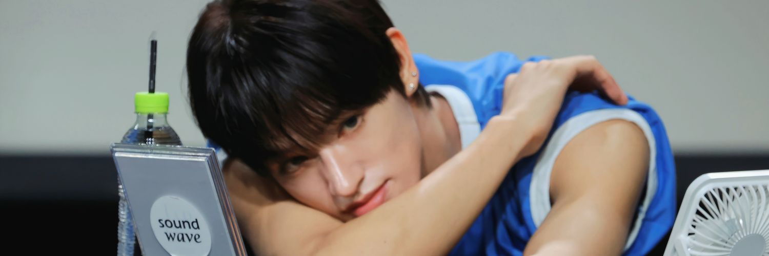 𝟯 banner