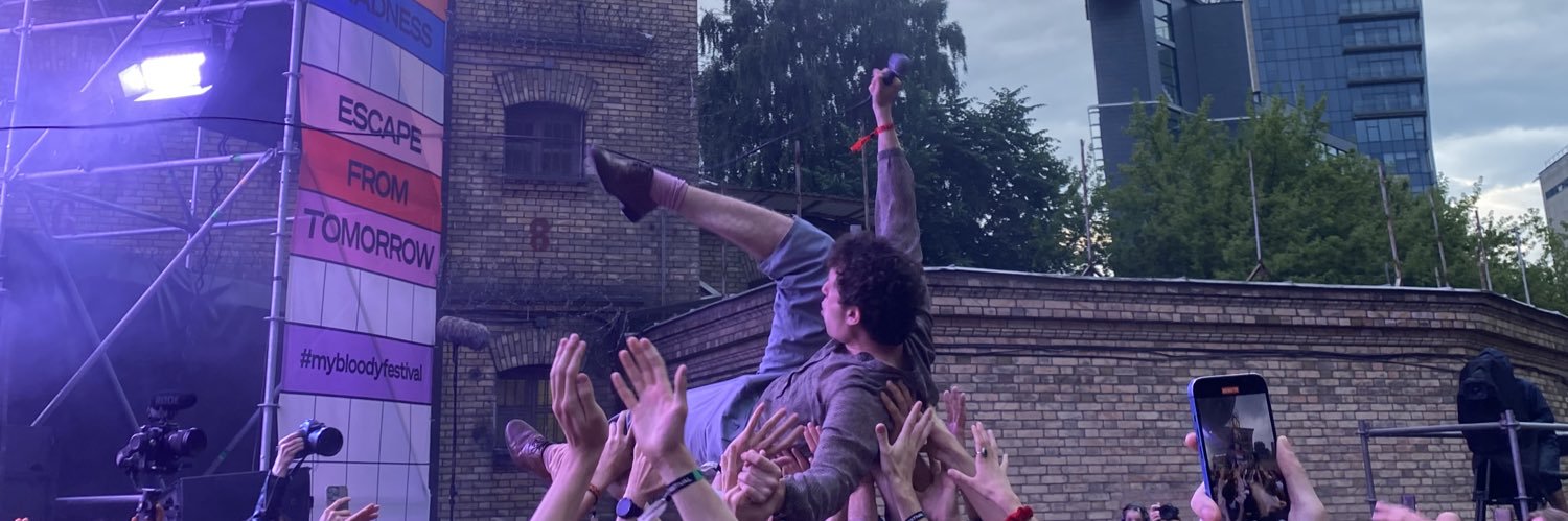 harry's banner