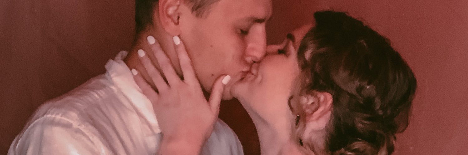 emilylasley's profile banner image