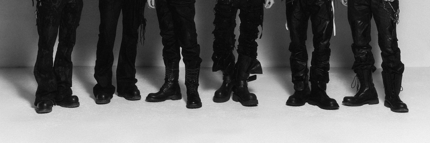 vii banner