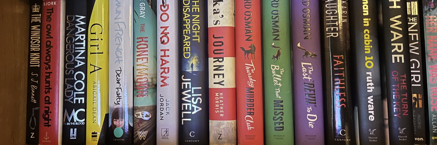 Home Is Where Your Books Are 🏡🥰📚 banner