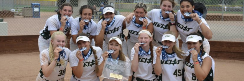 cortney somsky🤍🥎 banner