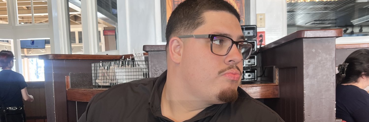 gabsdlr's profile banner image