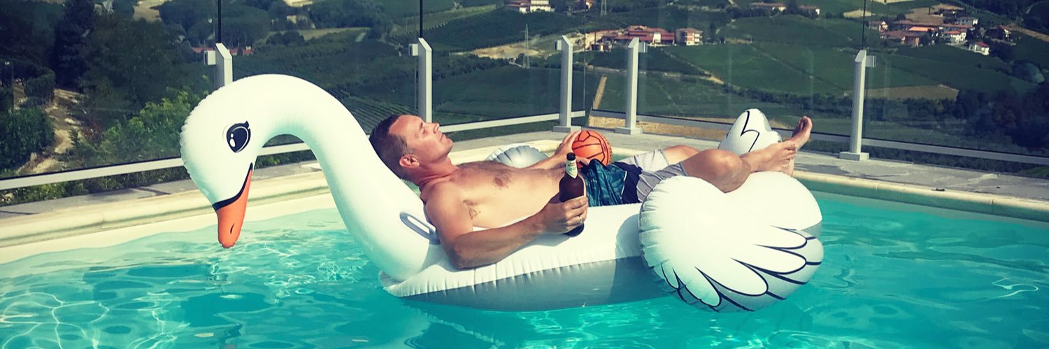 Thomas Udness banner