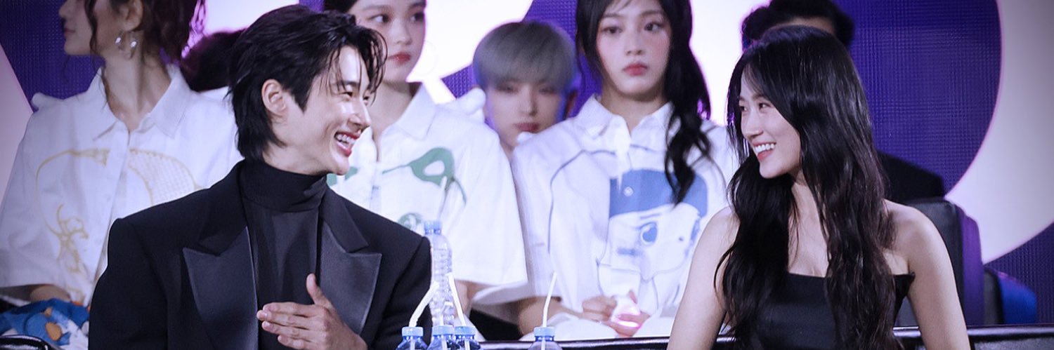 the rich girl💵💸💵💰💸💰 banner