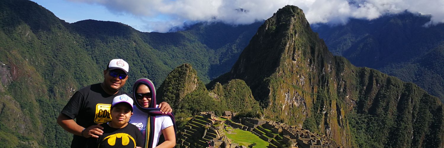colivosa's profile banner image