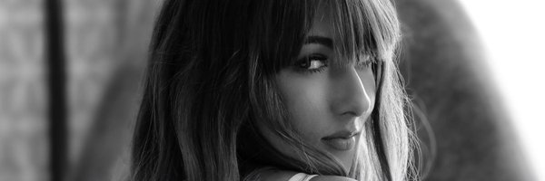 yvonneleitn Profile Banner