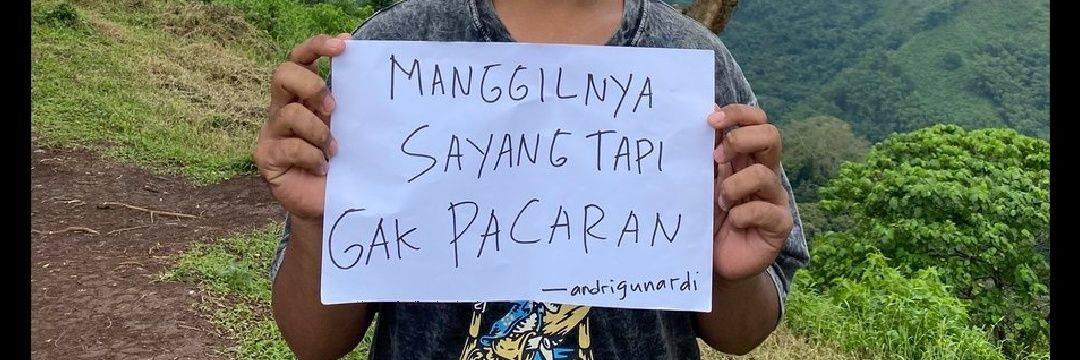 esayanggg's profile banner image