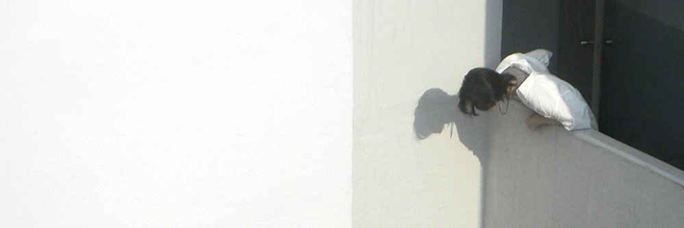 trois's banner