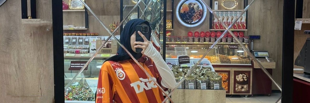 zzehraacaa's profile banner image