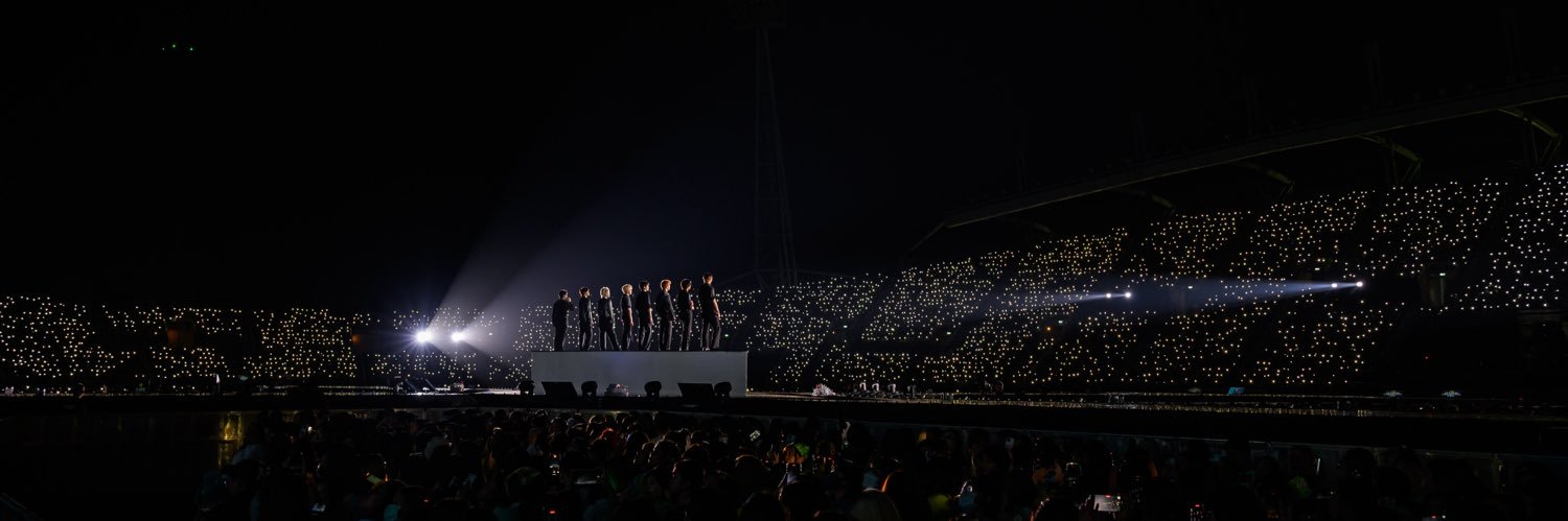 M M L i F ~ 『PERSONA』 banner