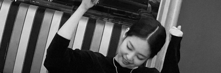 ⋆⁺ 𝘴𝘯𝘰𝘸 ⊹ banner
