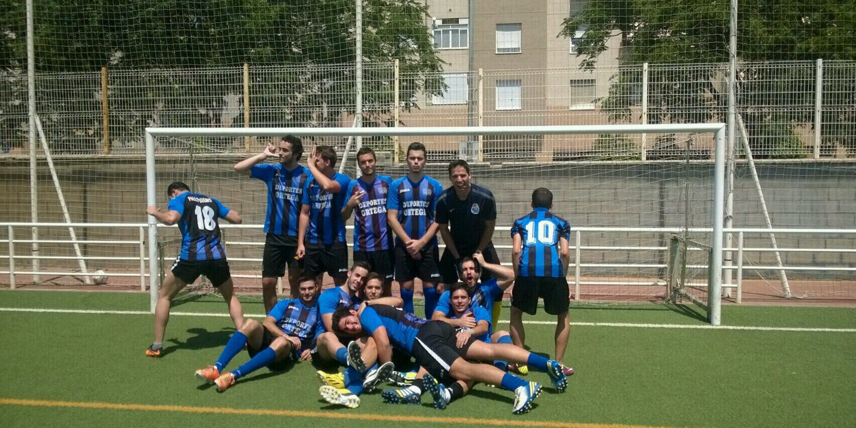 viccalderon17's profile banner image