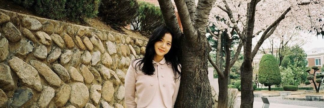 ella🤍 banner