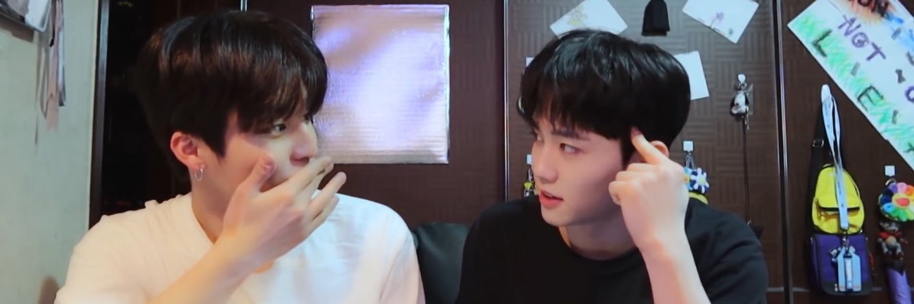 dearshiwoo's profile banner image