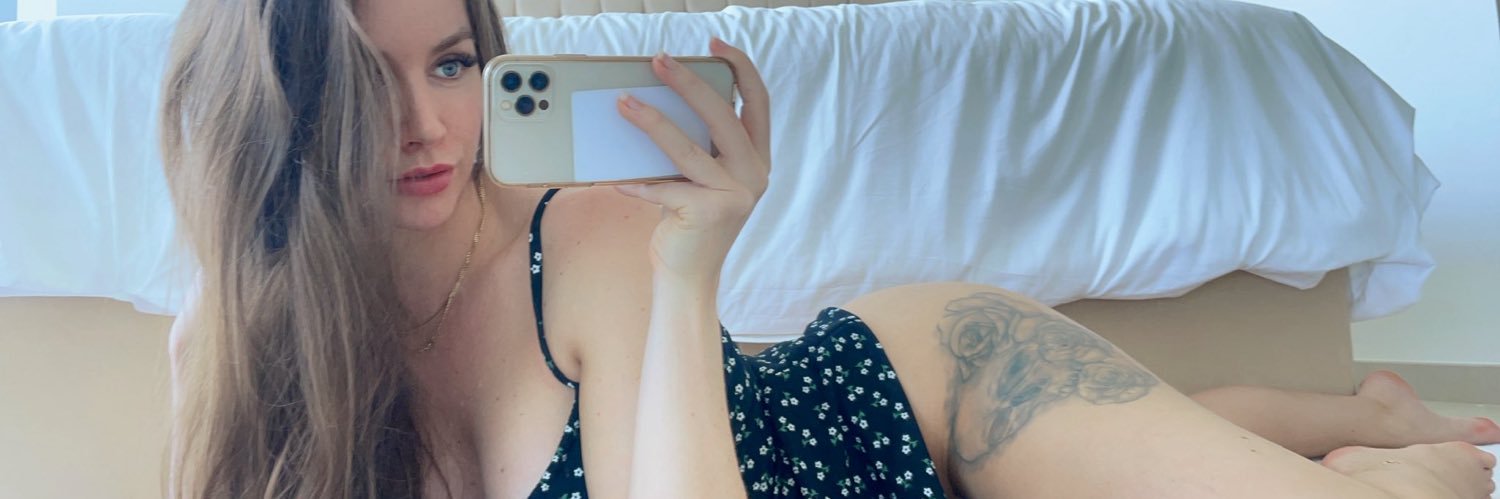 Kayla🤍 banner