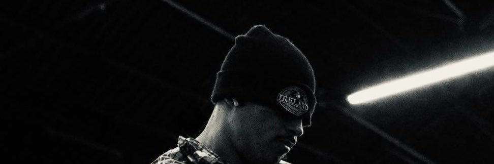 jungomak's profile banner image