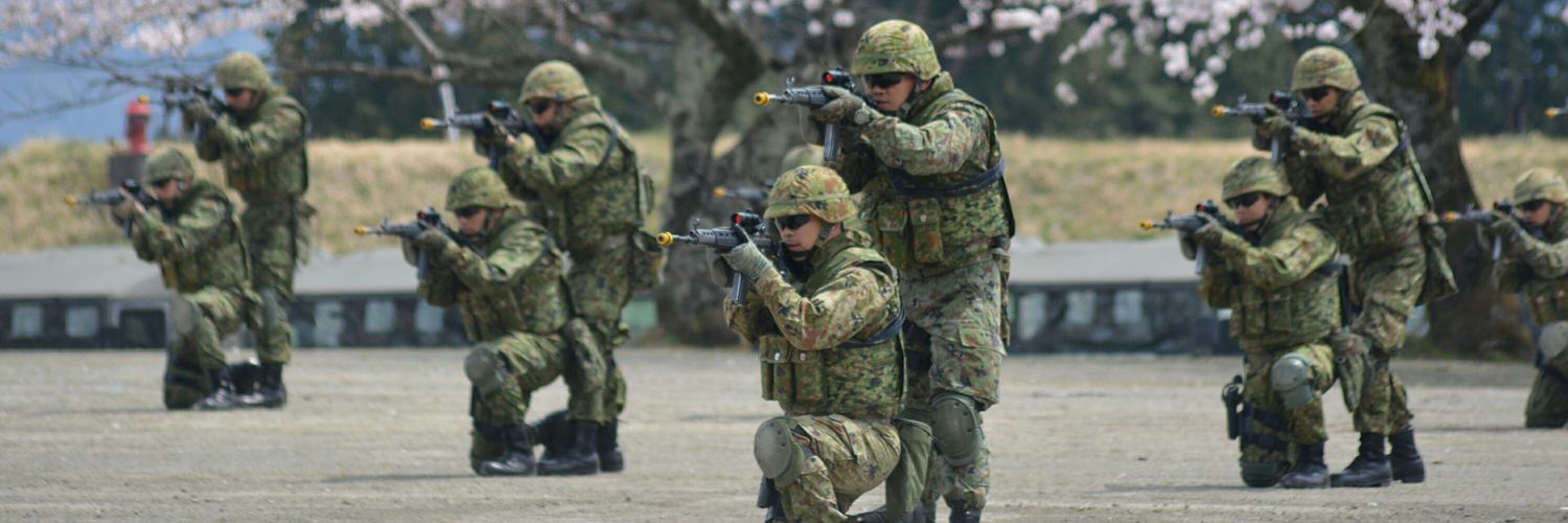 insulated truck運転手 banner